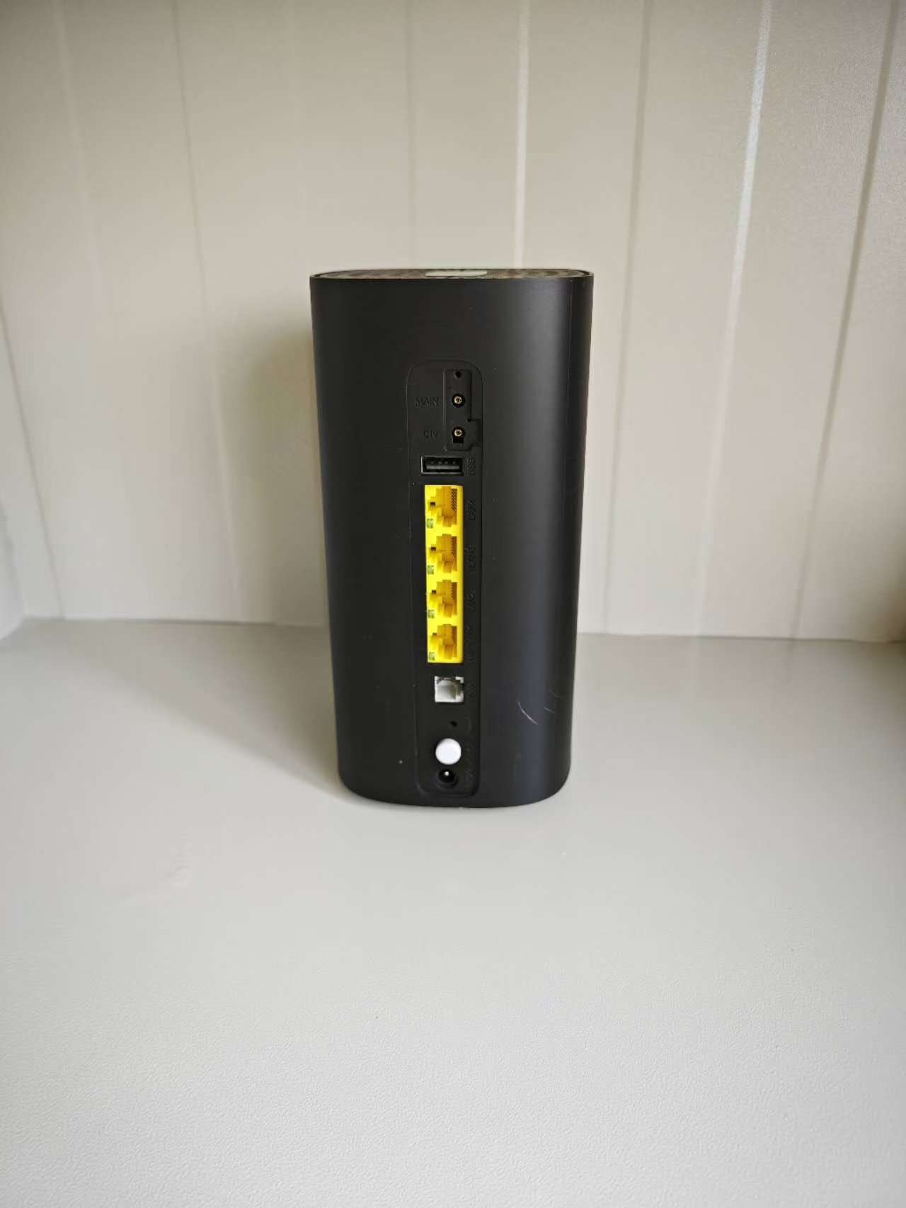 Vehicle traveling data recorder